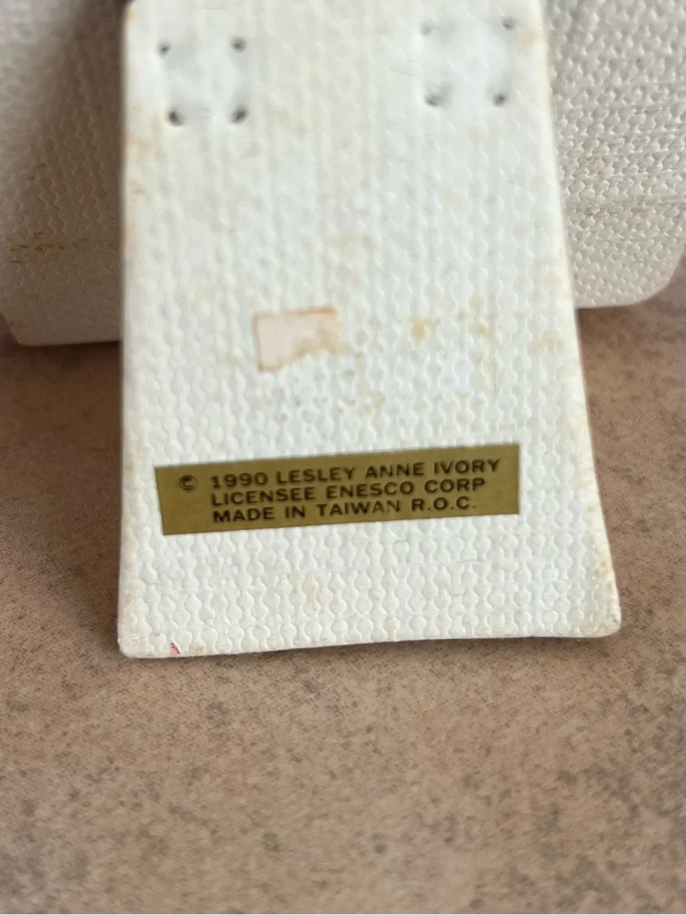 Vintage 1990 Leslie Anne Ivory Miniature Small Cat Picture Frame